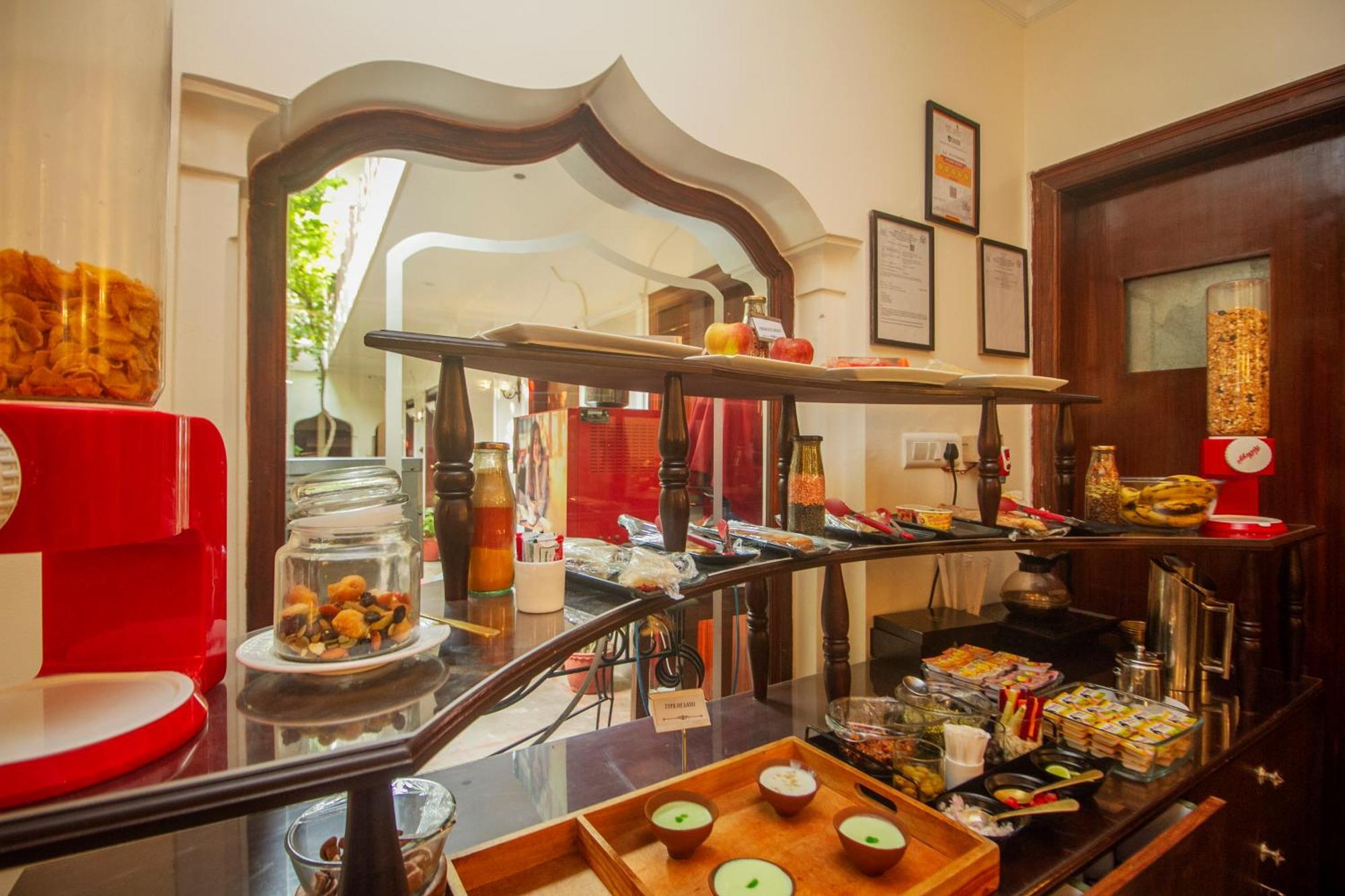 Amritara Suryauday Haveli Hotel Varanasi Eksteriør billede