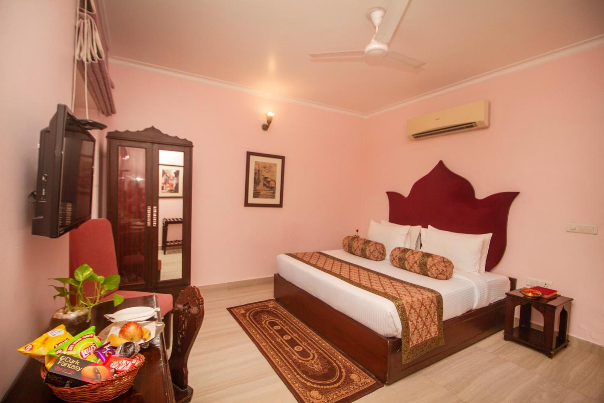Amritara Suryauday Haveli Hotel Varanasi Eksteriør billede