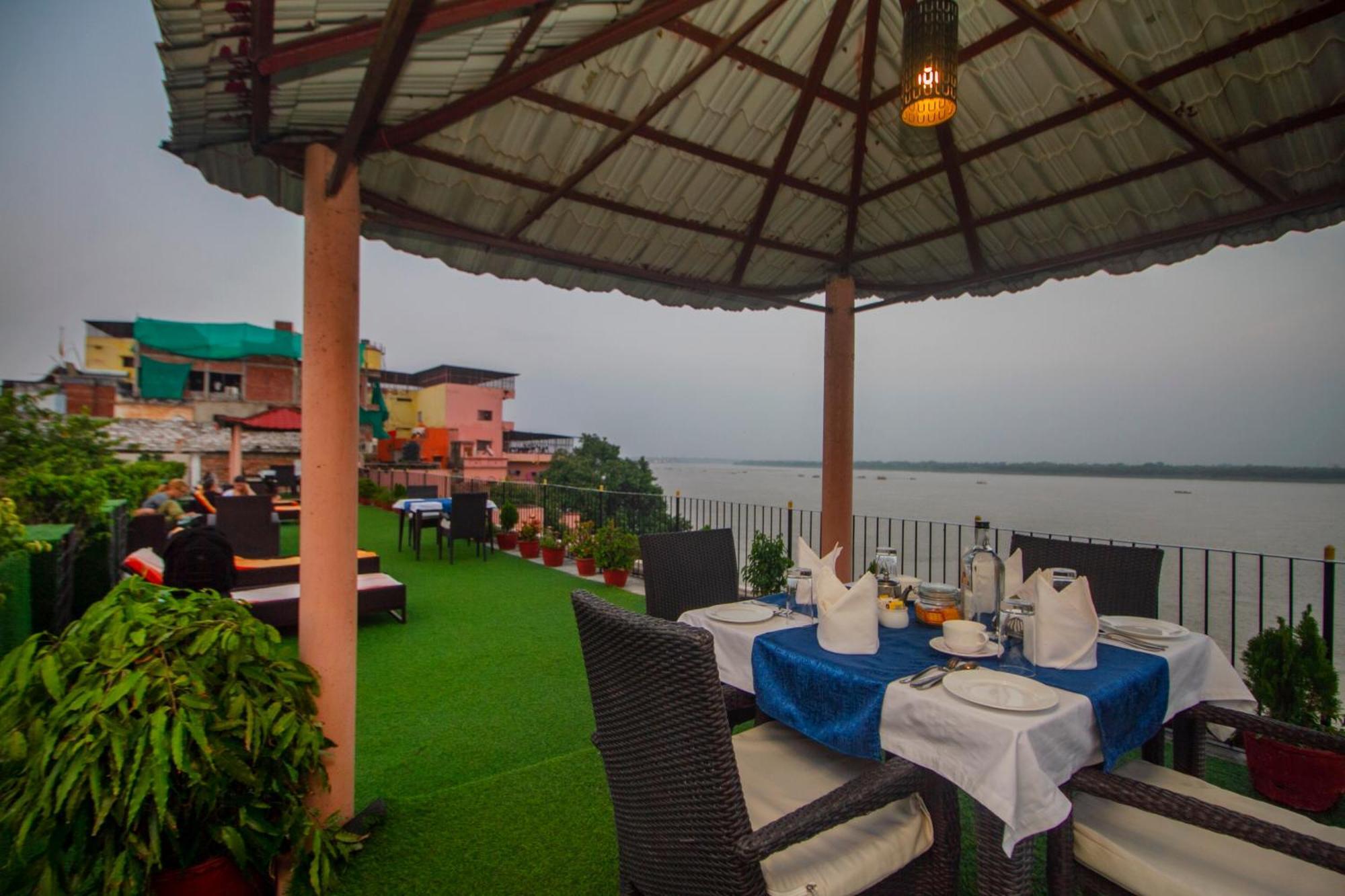 Amritara Suryauday Haveli Hotel Varanasi Eksteriør billede