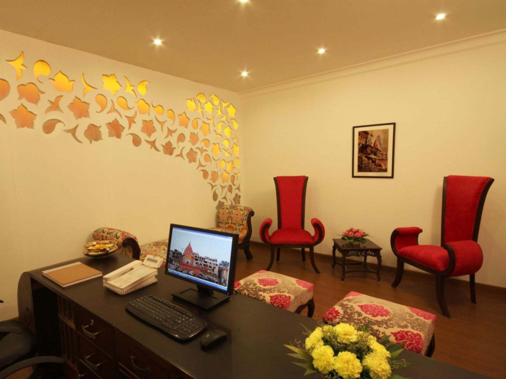 Amritara Suryauday Haveli Hotel Varanasi Eksteriør billede
